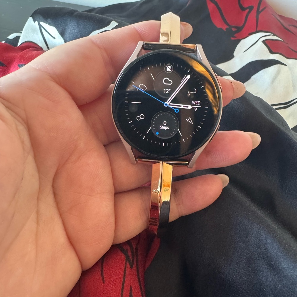 Rose Gold Samsung Watch 5 Smartwatch